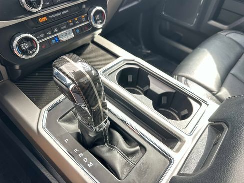 Used 2022 Ford F350 Lariat w/ Lariat Ultimate Package AWD/4WD image 29