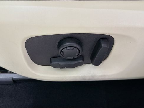 Used 2017 Land Rover Range Rover Evoque HSE image 24