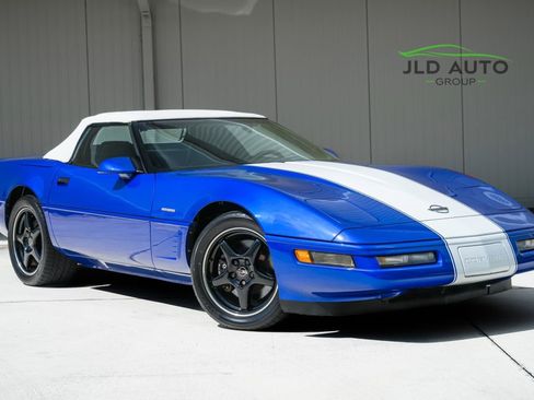Used 1996 Chevrolet Corvette Convertible Grand Sport image 2