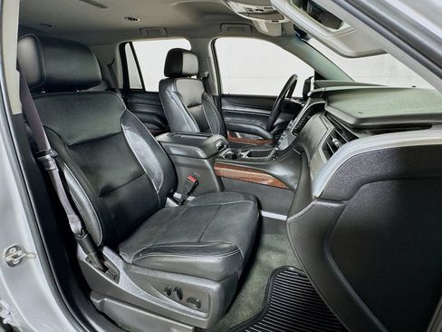 Used 2017 GMC Yukon SLT RWD image 28