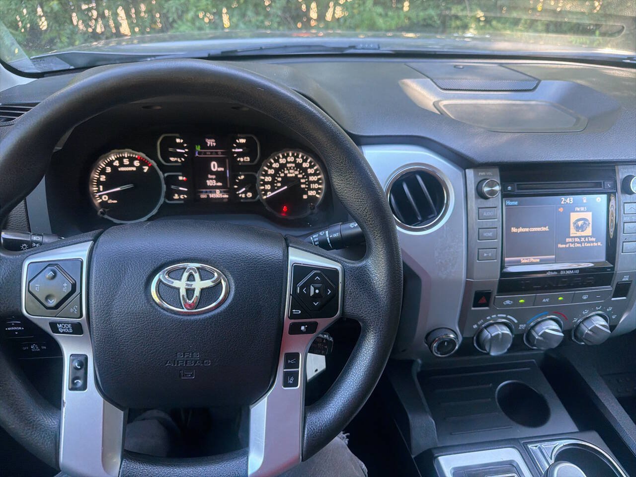 Used 2018 Toyota Tundra SR5 w/ SR5 Upgrade Package AWD/4WD image 31