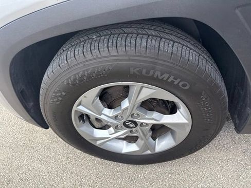 Used 2024 Hyundai Tucson SEL FWD image 11