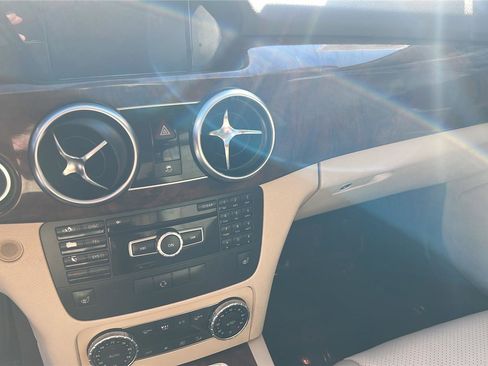 Used 2014 Mercedes-Benz GLK 250 BlueTEC 4MATIC image 10