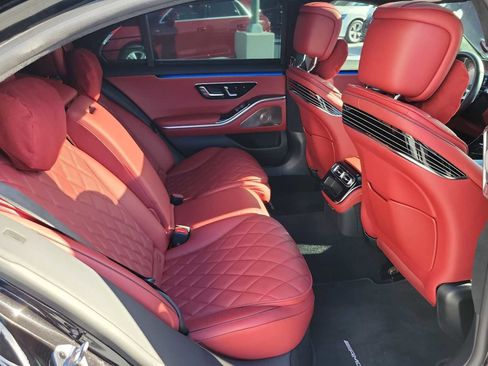 Used 2023 Mercedes-Benz S 580 4MATIC Sedan image 20