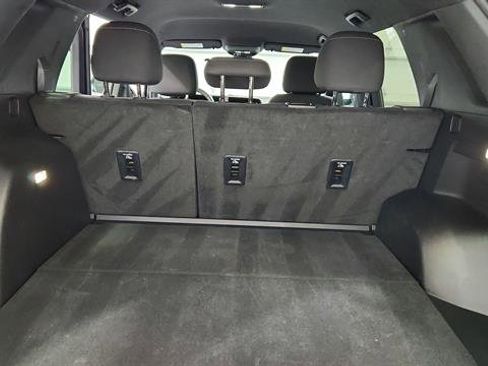 Used 2025 Chevrolet Equinox LT image 10