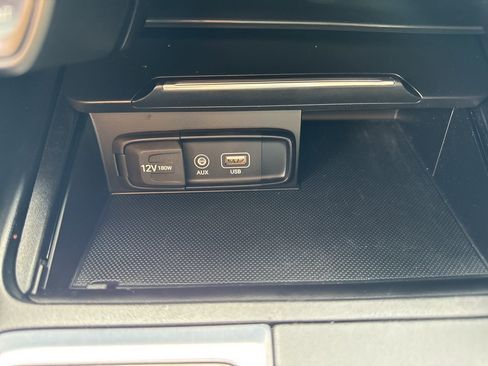 Used 2019 Genesis G70 2.0T Advanced w/ Elite Package image 26