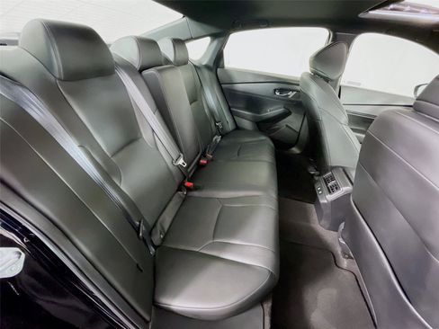 Used 2025 Honda Accord Sport image 29