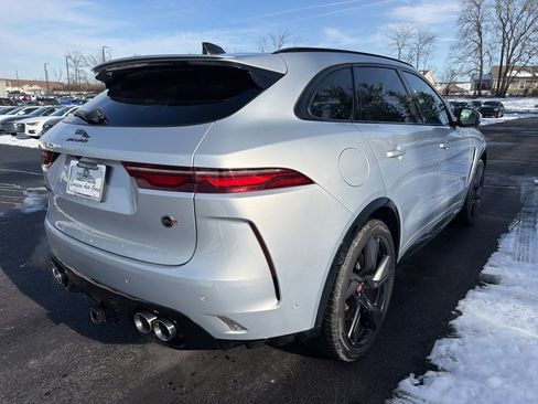 Used 2023 Jaguar F-PACE SVR image 5