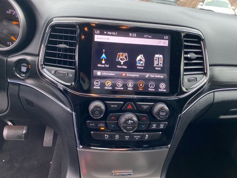 Used 2020 Jeep Grand Cherokee Limited image 11