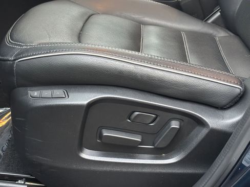 Used 2025 MAZDA CX-5 AWD 2.5 S w/ Preferred Package image 23