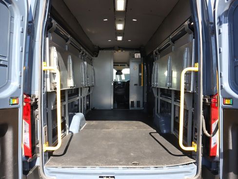 Used 2020 Ford Transit 250 148 High Roof Extended image 33