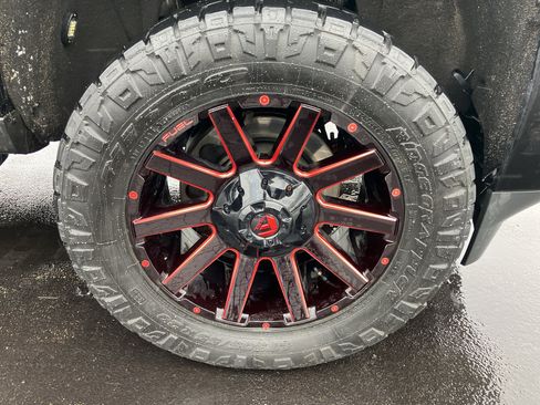 Used 2018 Chevrolet Silverado 2500 LTZ image 13