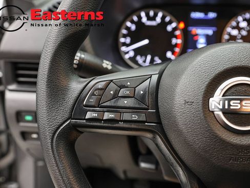 Used 2024 Nissan Sentra S FWD image 15