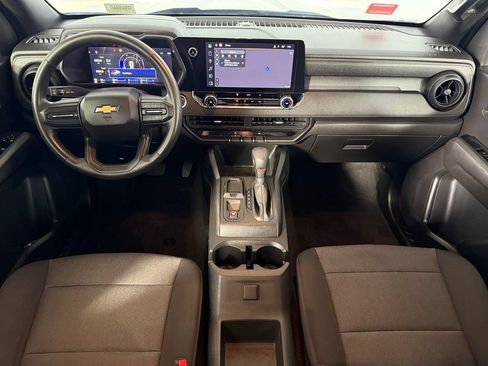 Used 2024 Chevrolet Colorado W/T RWD image 14