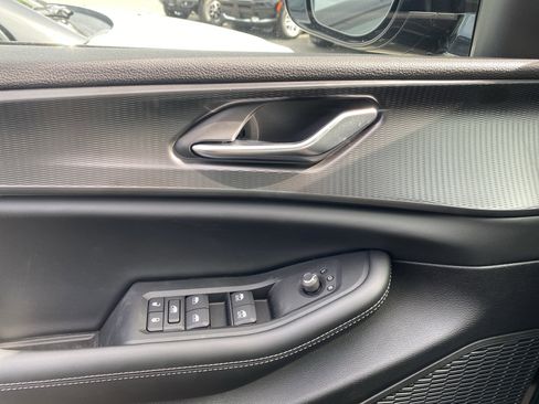 New 2025 Jeep Grand Cherokee L Laredo image 14