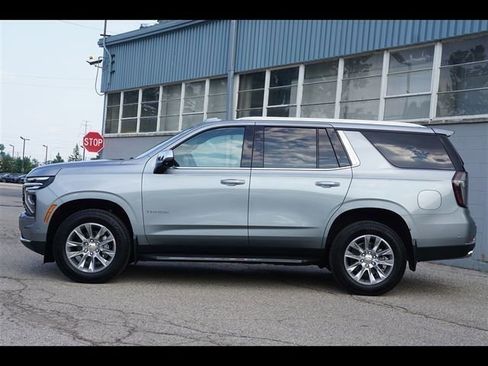 New 2025 Chevrolet Tahoe Premier image 2