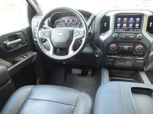 Used 2021 Chevrolet Silverado 1500 LTZ AWD/4WD image 13