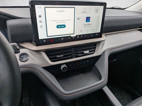New 2026 Ford Explorer Active w/ Active Comfort Package AWD/4WD image 12
