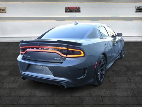 Used 2016 Dodge Charger SRT Hellcat w/ Harman/Kardon Audio Group image 8