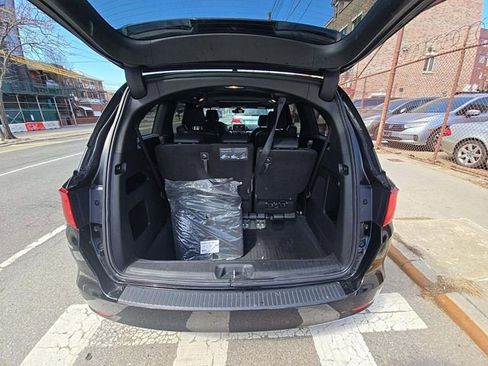 Used 2024 Honda Odyssey Sport image 9