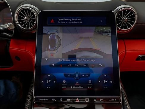 Used 2022 Mercedes-Benz SL 63 AMG 4MATIC image 39