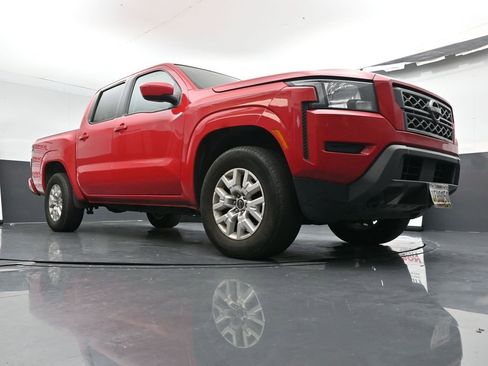 Used 2023 Nissan Frontier SV image 30