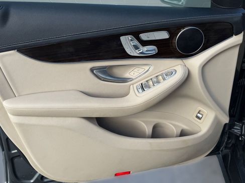 Used 2017 Mercedes-Benz GLC 300 GLC 300 image 13