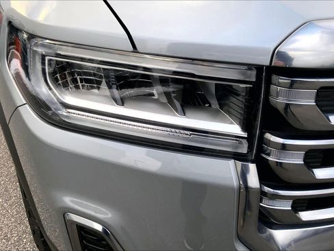 Used 2023 GMC Acadia AT4 w/ Technology Package image 24