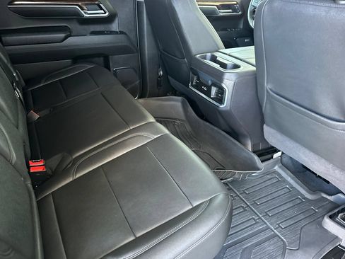 Used 2025 GMC Sierra 1500 Elevation w/ Elevation Premium Package AWD/4WD image 18