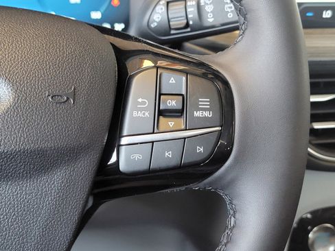 New 2024 Ford Escape SE w/ PHEV Premium Package FWD image 27
