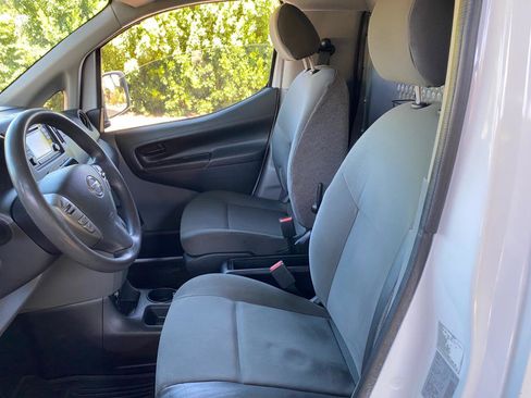 Used 2018 Nissan NV200 SV FWD image 25
