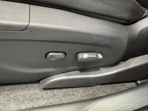 Used 2016 Buick Encore FWD image 14