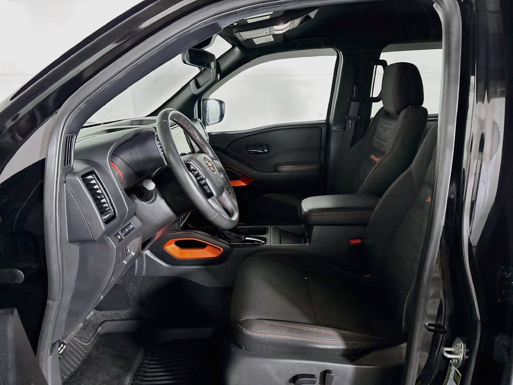 Used 2022 Nissan Frontier PRO-4X AWD/4WD image 11