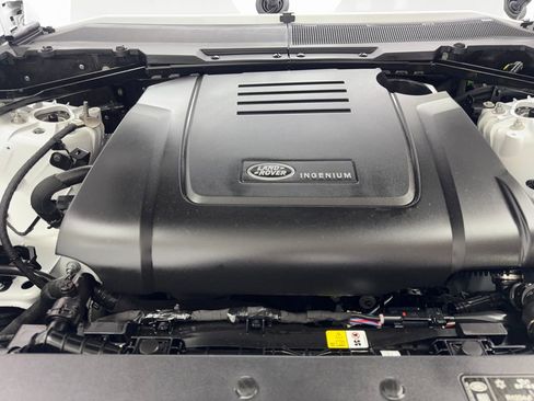 Used 2025 Land Rover Defender 110 S image 73