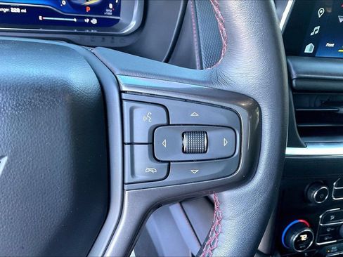 Used 2022 Chevrolet Tahoe RST w/ Luxury Package RWD image 12