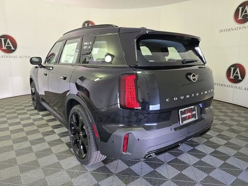 New 2025 MINI Cooper Countryman SE image 7
