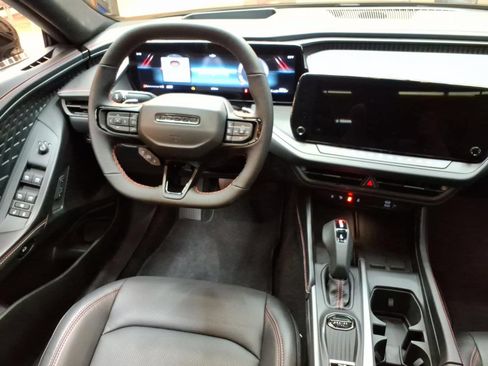 New 2026 Dodge Charger R/T AWD/4WD image 13