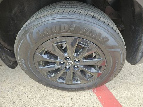 Used 2025 MAZDA CX-50 AWD 2.5 Hybrid w/ Premium Pkg image 26