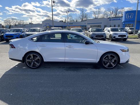 Used 2024 Honda Accord Sport image 20