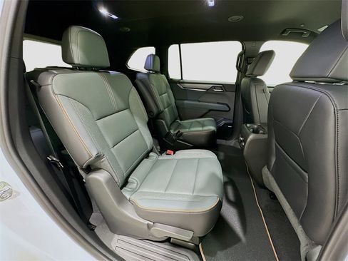 New 2026 GMC Acadia AT4 image 29