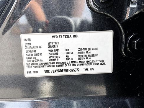Used 2026 Tesla Model Y AWD image 34