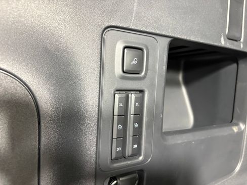 Used 2026 Ford Expedition Max Platinum w/ Platinum Ultimate Package AWD/4WD image 36