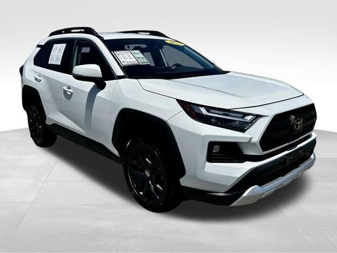 Used 2022 Toyota RAV4 Adventure AWD/4WD image 2