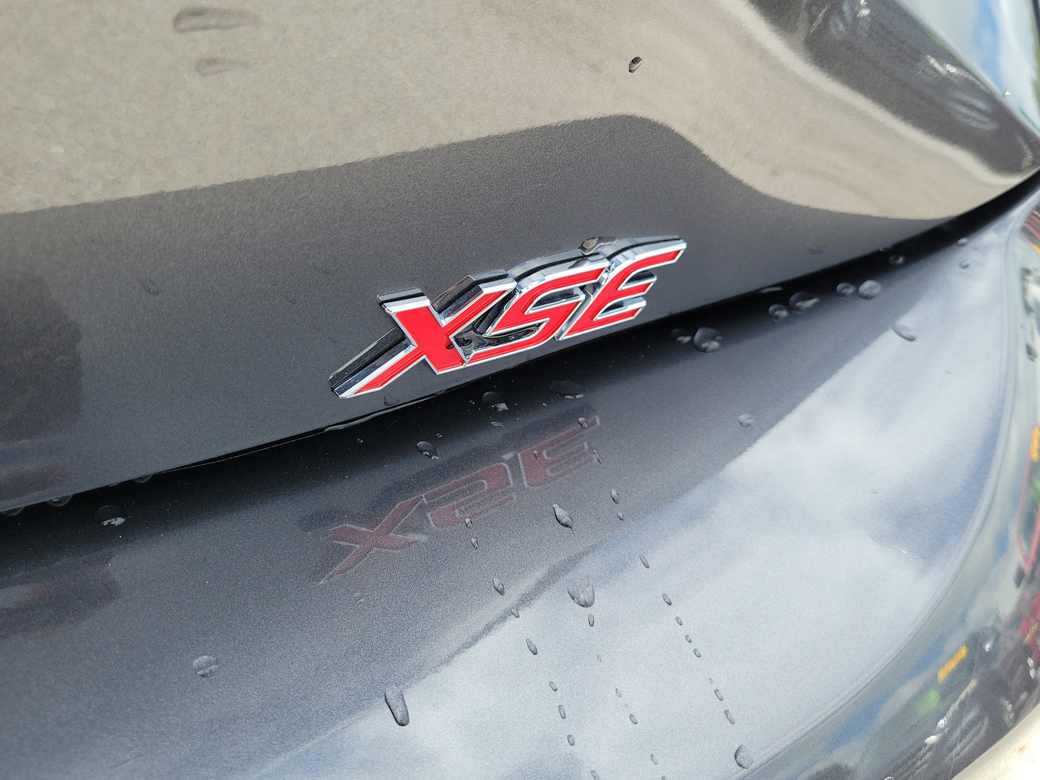 Used 2025 Toyota Corolla XSE FWD image 9
