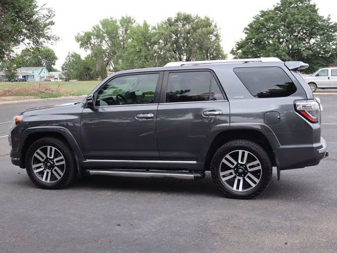 Used 2016 Toyota 4Runner Limited AWD/4WD image 8