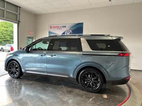 Used 2024 Kia Carnival SX FWD image 4