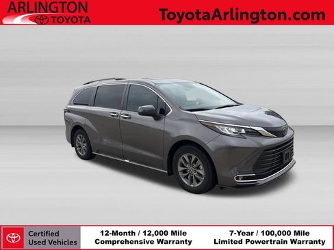 Used 2023 Toyota Sienna XLE AWD/4WD image 1
