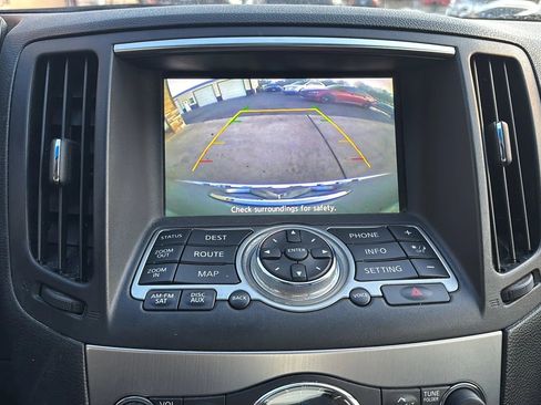 Used 2012 INFINITI G37 Journey w/ Premium Pkg image 15