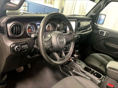 Used 2021 Jeep Wrangler Unlimited Sport AWD/4WD image 8