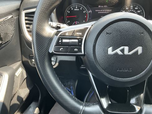 Used 2023 Kia Seltos SX AWD/4WD image 17